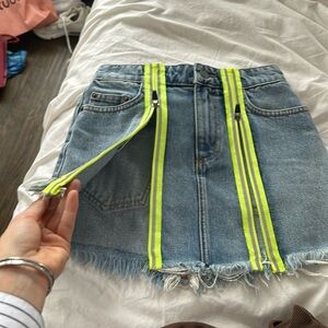 Carmar denim zip mini skirt